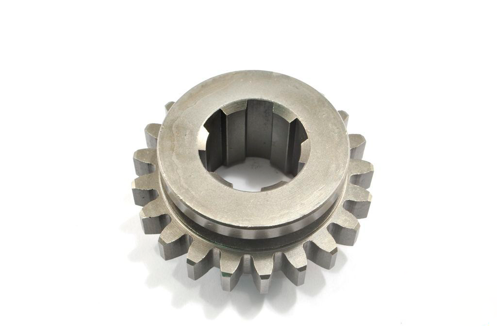 Шестерня т-25 кпп 3 - 4 передач z=21 (25.37.228)