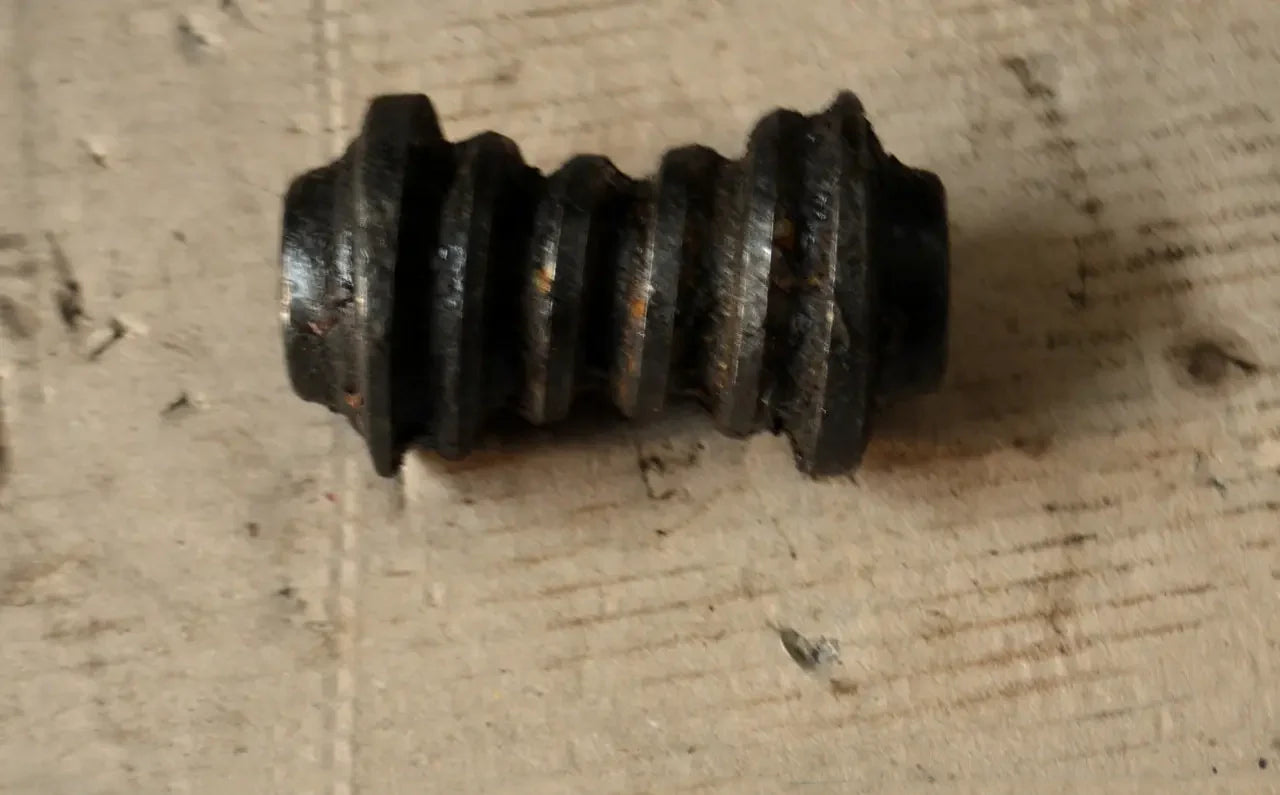 Червяк Т-25 (Т30.40.011)