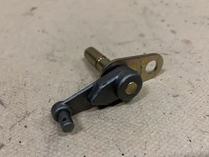 Валик декомпрессора Т-40, Т-25, Т-16 (Д-21) (Д144-1019080)