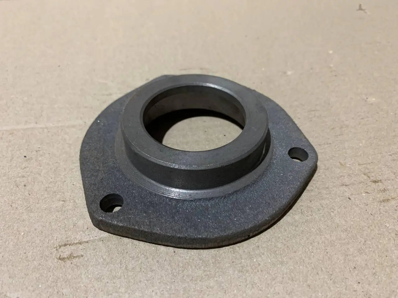 Гніздо манжети маточини переднього колеса Т-40 (Т25-3103032) СССР Б\У
