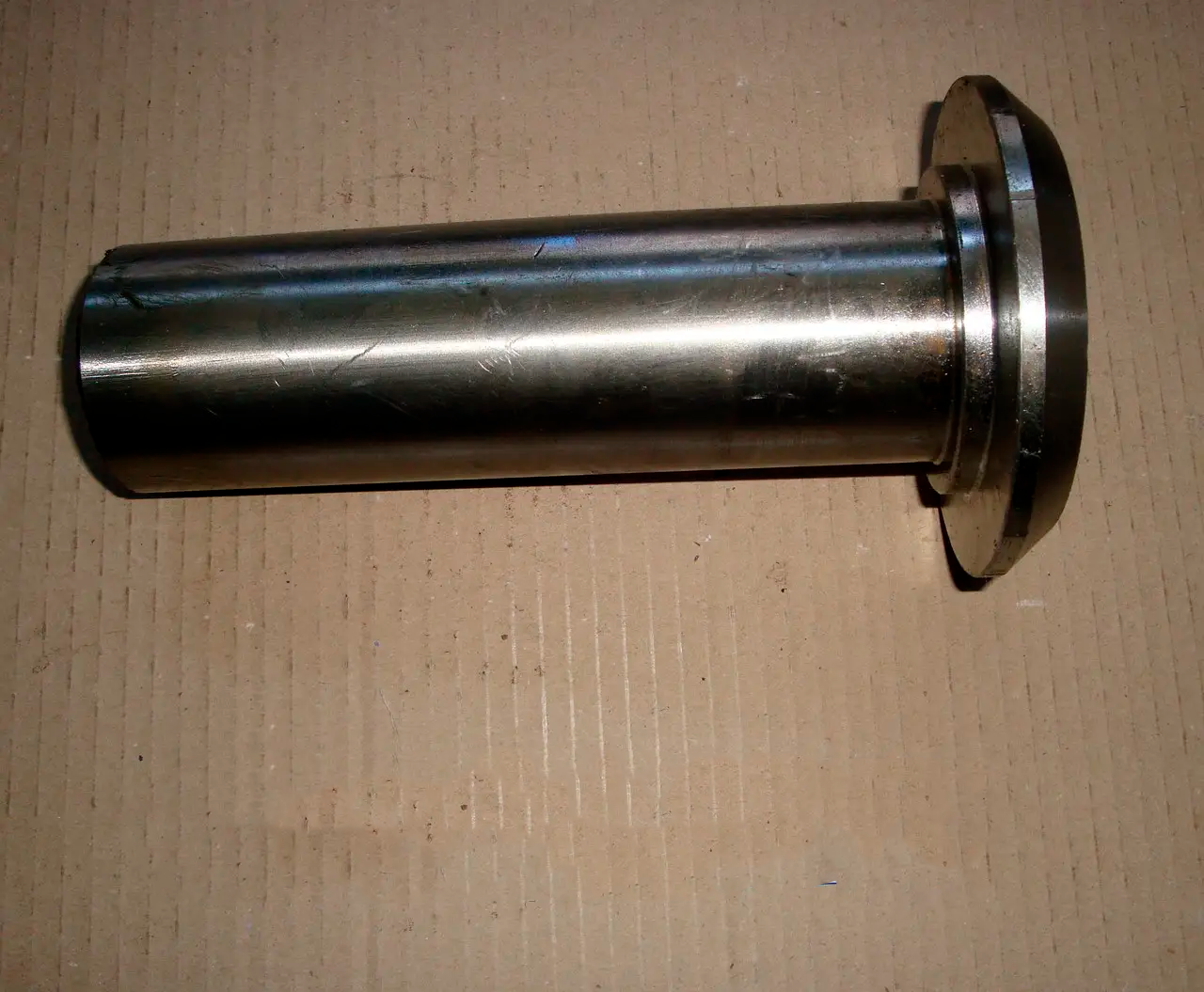 Шкворінь кронштейна висувного Т-40 (Т40А-2301010-П)