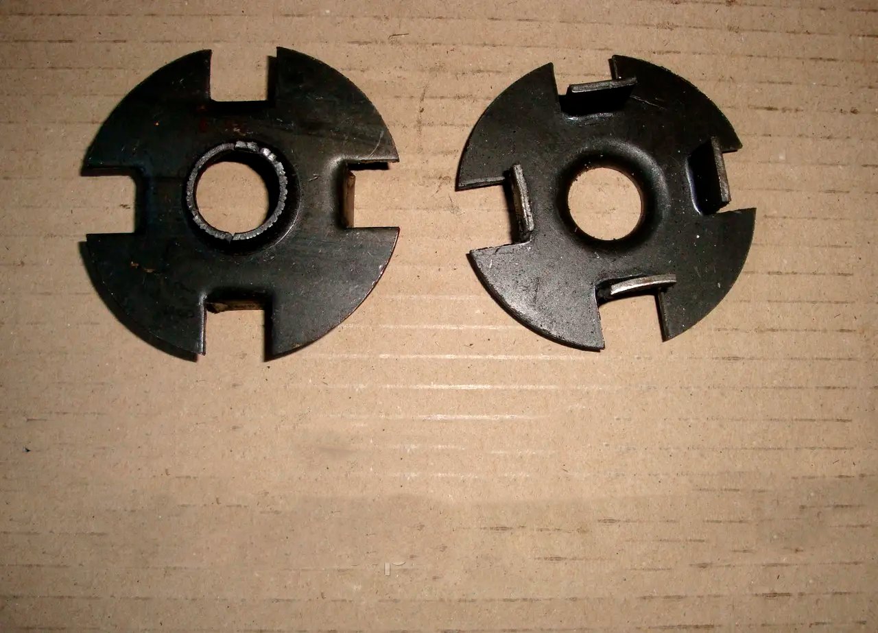 Стакан пружини Т-40 ПВР Т40А-2305026