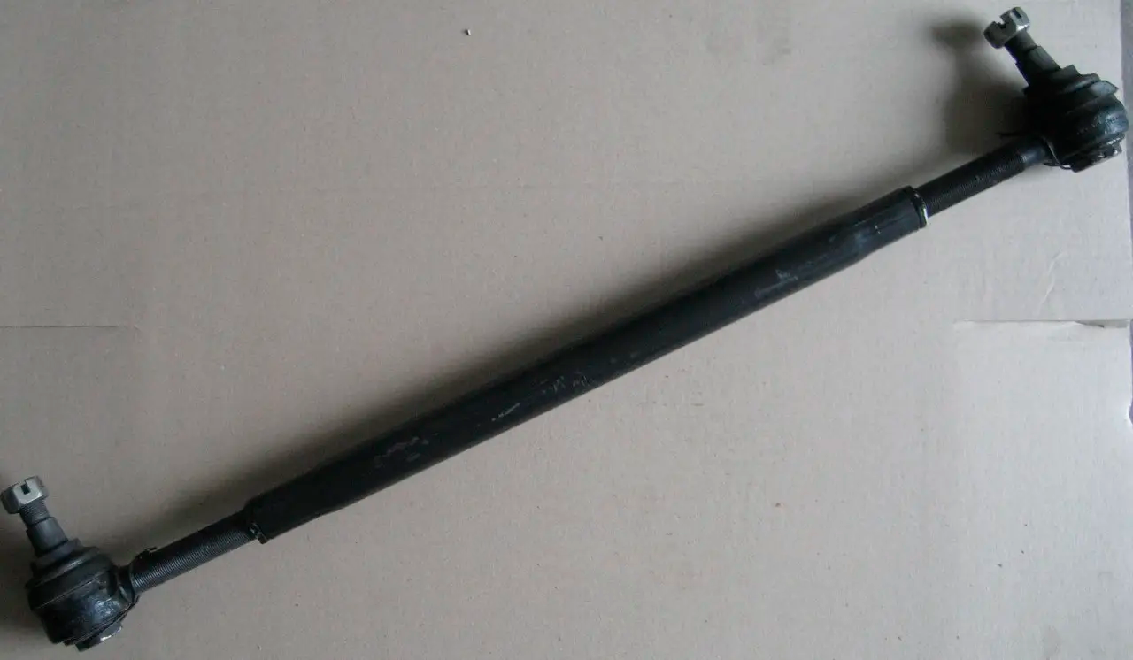 Тяга рульова поперечна (довга) передньої осі ЮМЗ 45-3003010 СБ