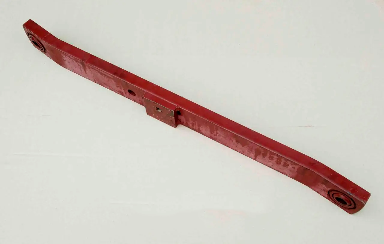 Тяга поздовжня МТЗ цілісна Сталь 45 (права) товщина 30 мм Ф50-4605030-А3