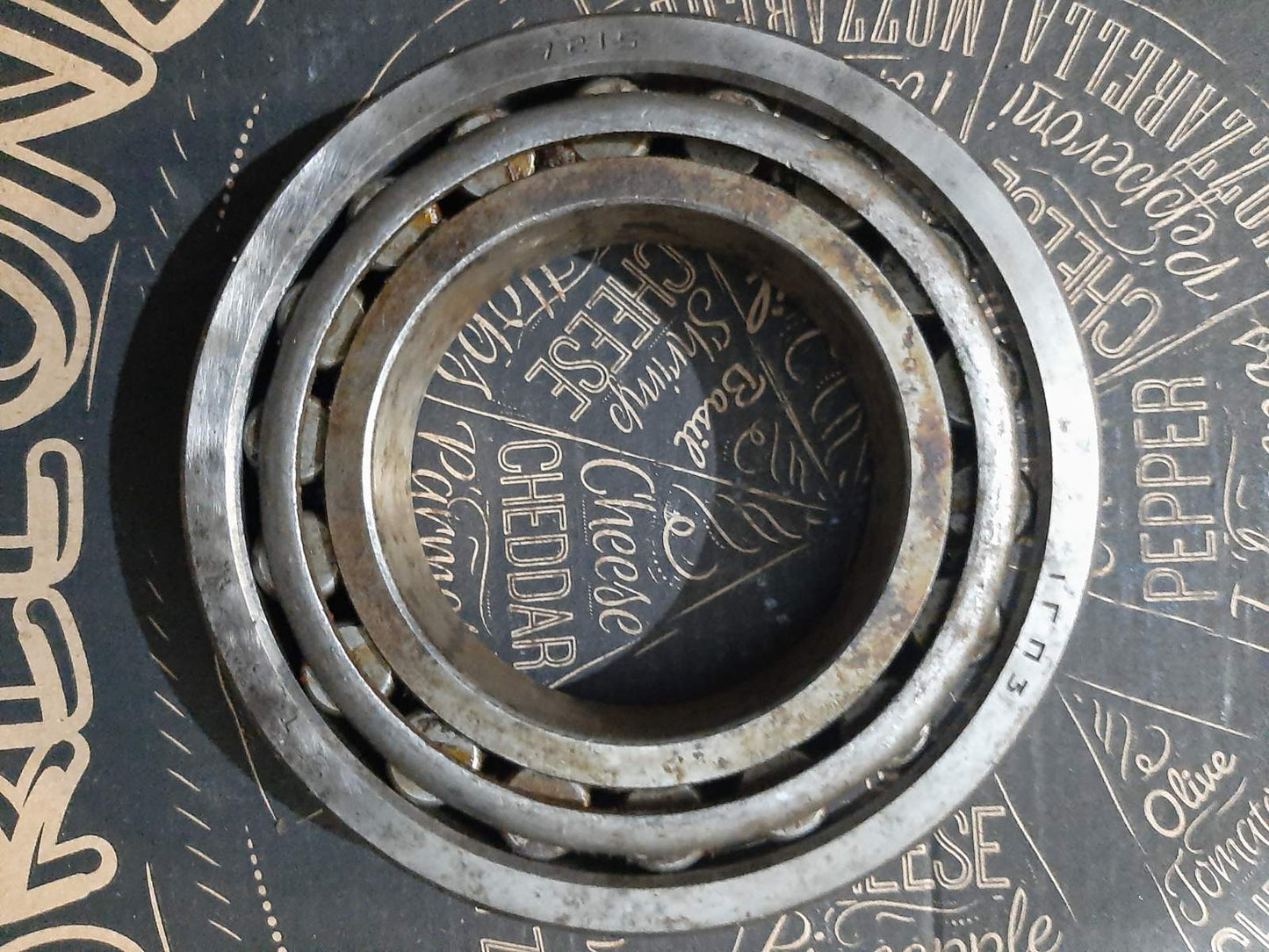 Підшипник 7215