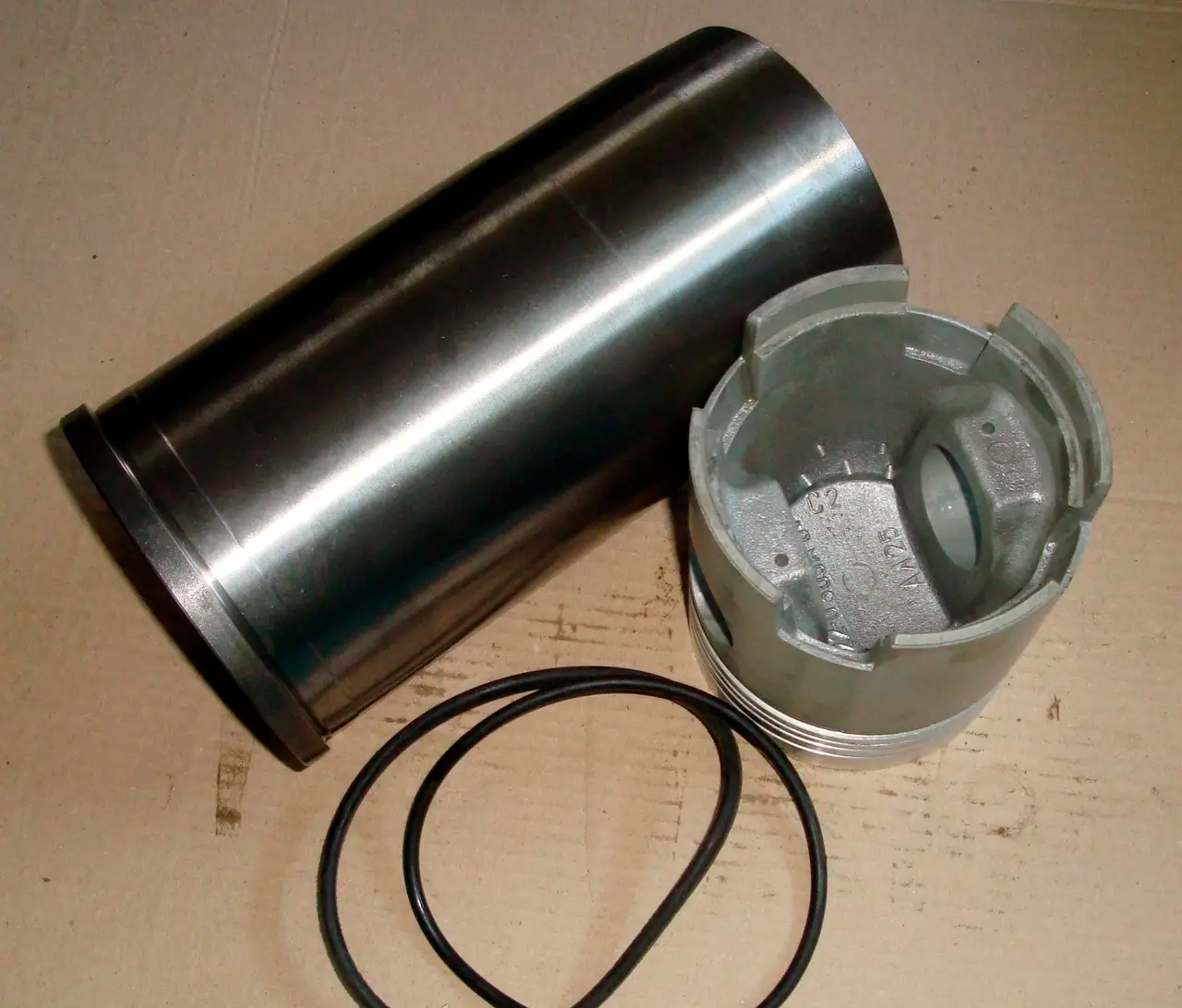 Гільзо-поршнева група СМД (18-22)