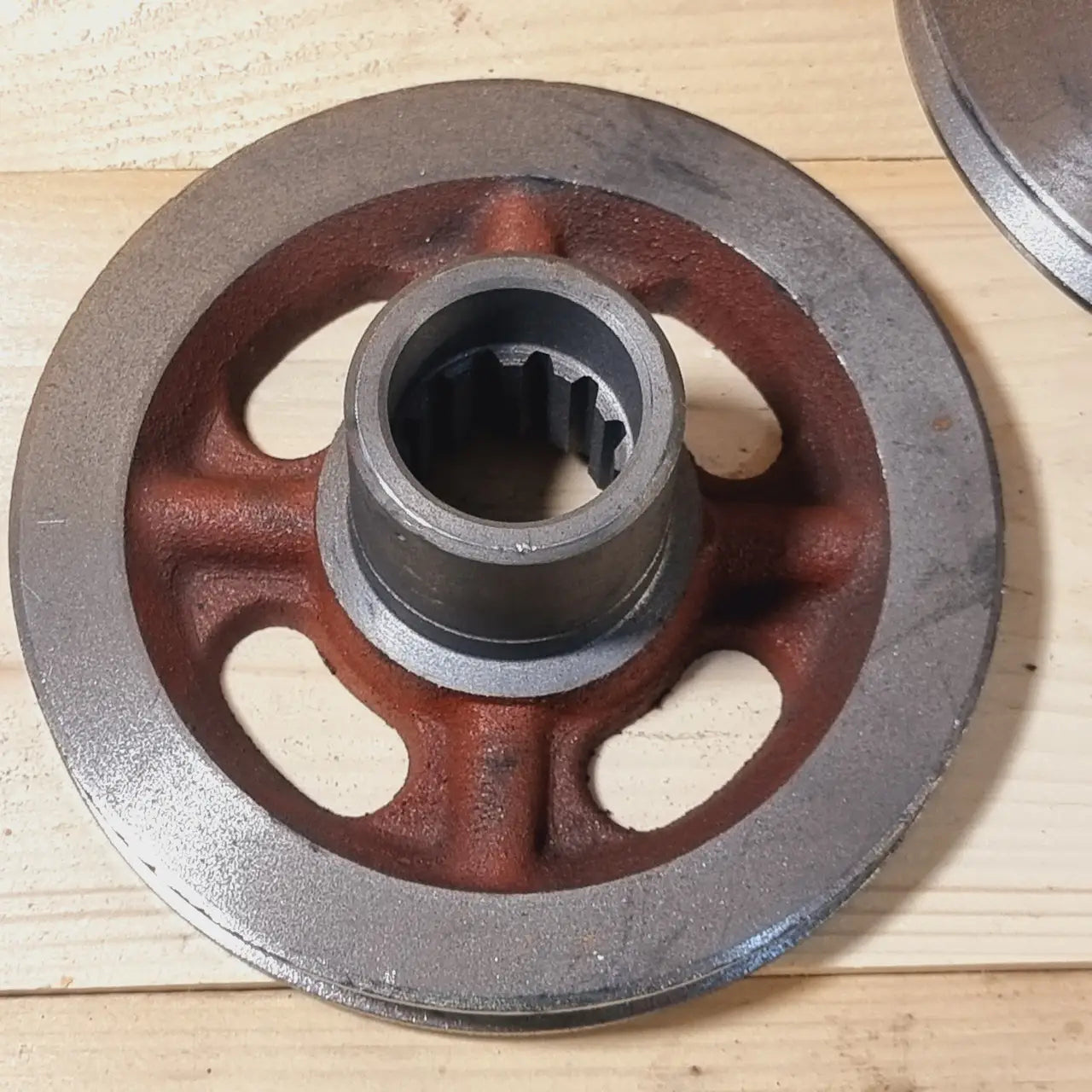 Шків колінвалу МТЗ, Д-240 (240-1005131)