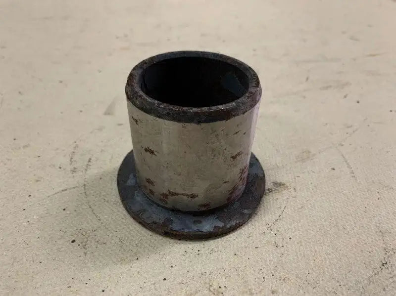 Втулка осі кочення передня (сталь) ЮМЗ 36-3001020