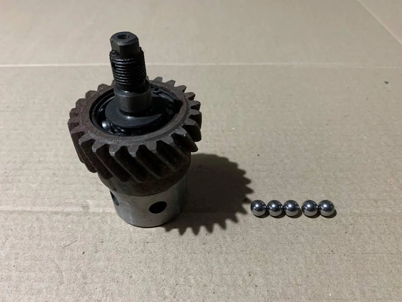 Шестерня приводу гідронасоса у зборі Т-40 (Д30-4618037-В2)