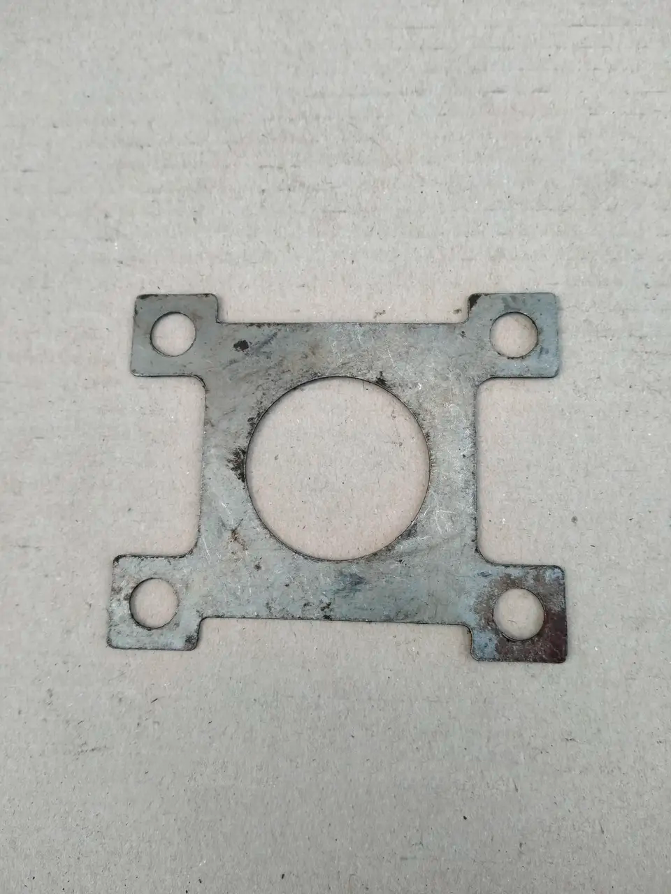 Кришка (пластина) кінцевої передачі ПВМ Т-40 Т40А-2306146-Б