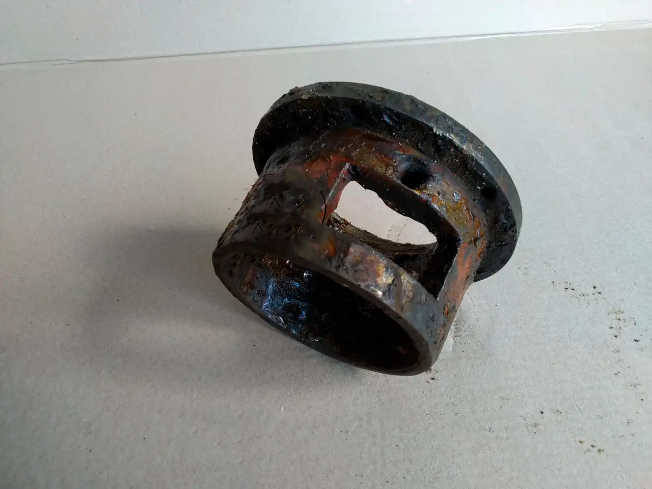 Стакан підшипника (42215КМ) заднього моста Т-40 Т25-2403162-Б