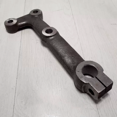 Важіль центральний передній осі ЮМЗ 45-3001012-А