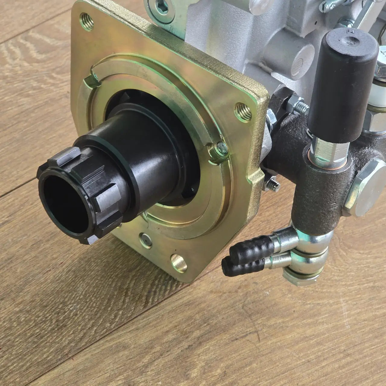 Паливний насос ТНВД Д-21 (Т-25) рядний 2УТНІ-1111005 (З втулкою)