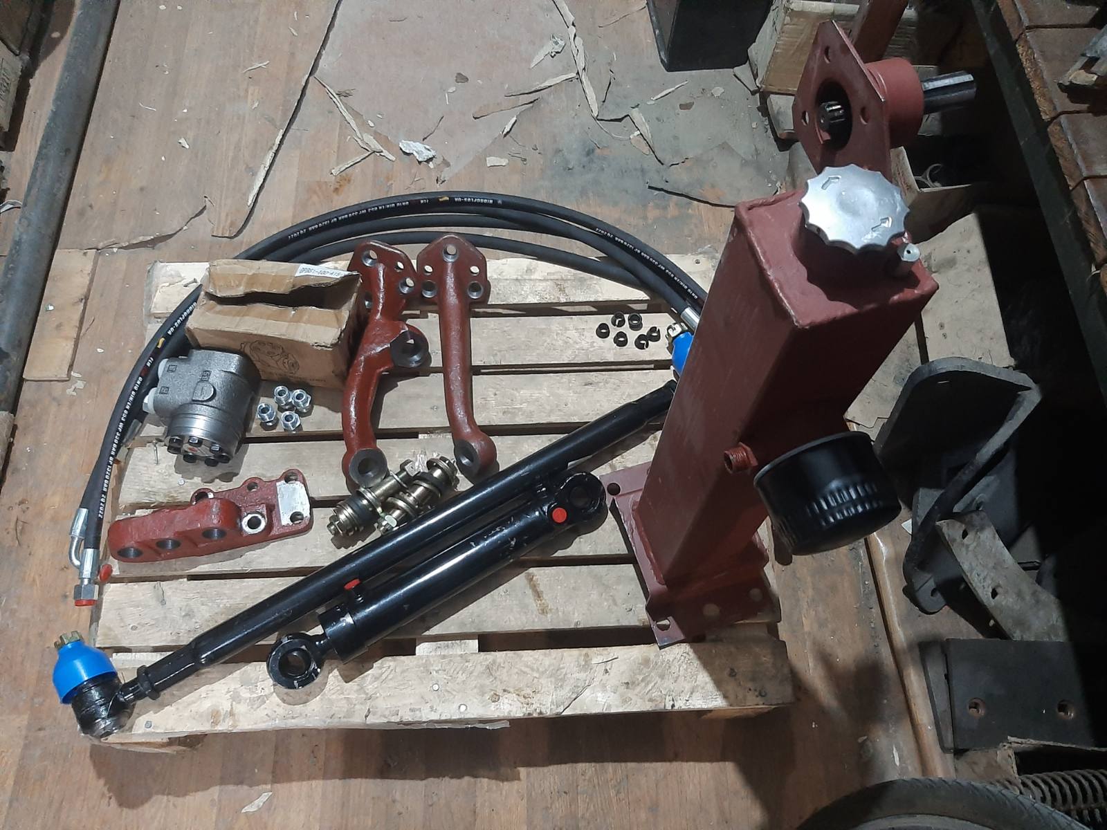 Переобладнення з встановлення дозатора з гідробаком без блокування та з кронштейном (під міст старого зразку з