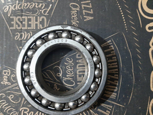 Підшипник 209
