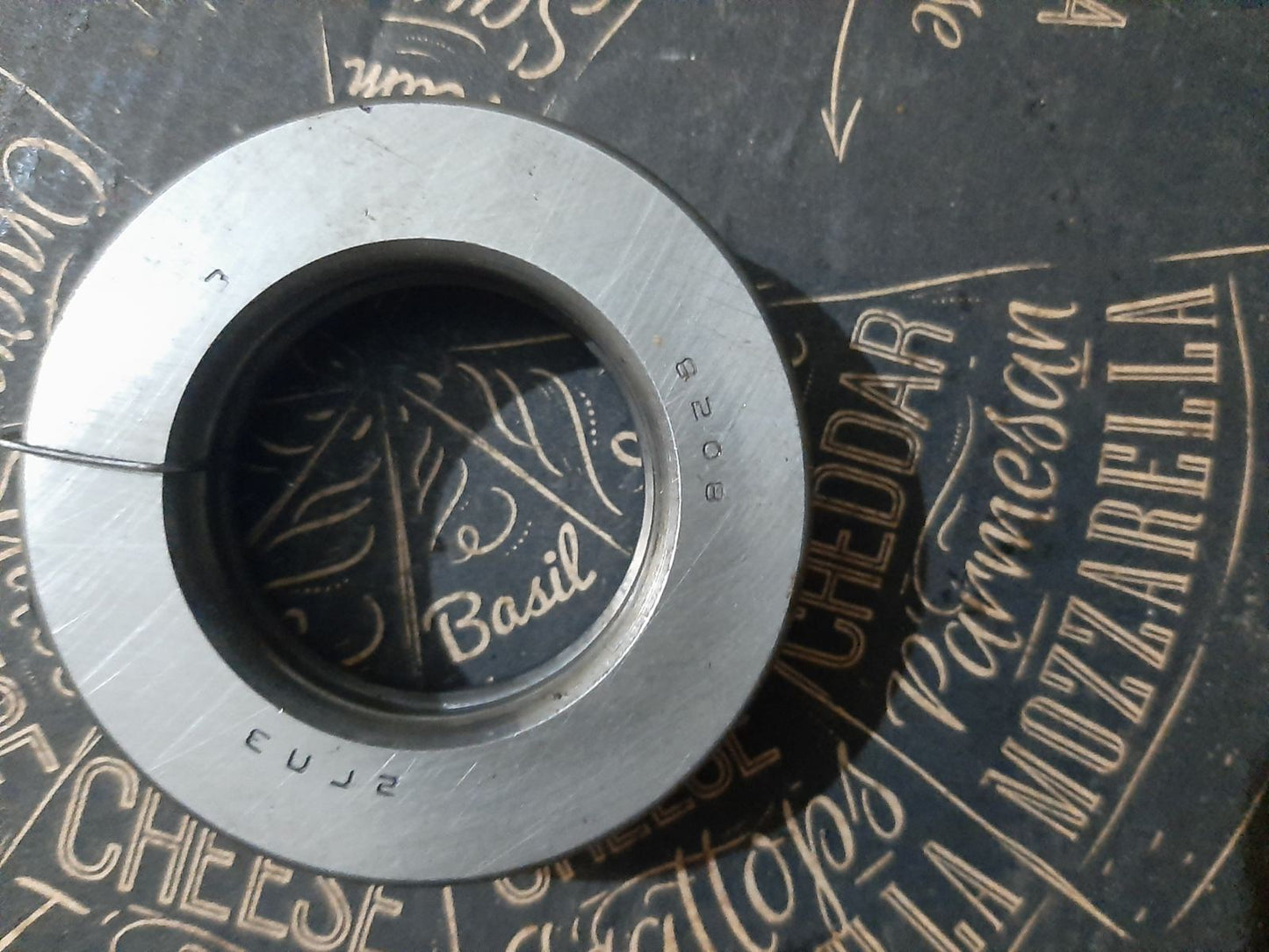 Підшипник 8208